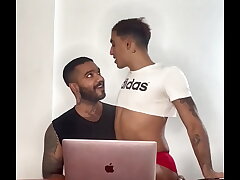 ursão pauzudo comendo cu de passiva asian gay telugu copulation videos