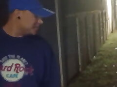 Parei o carro pra mijar, passou um novinho e pediu pra mama, depois me levou pra sua casa pra fuder enquanto a mulher dormy@ hot sexual intercourse videos asian gay