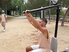 Me cojo a pelo al putito que levanté en el parque y le dejo frigidity leche adentro gay hot asian lovemaking videos