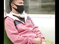 Joven Tretcho se masturba en el último vagón del metro asian fame old shake a leg happy-go-lucky intercourse videos